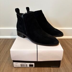 Dolce Vita Tessey Suede Booties